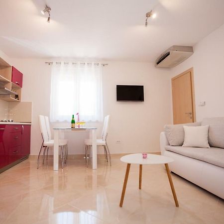 Apartments Mia 巴什卡沃达 外观 照片