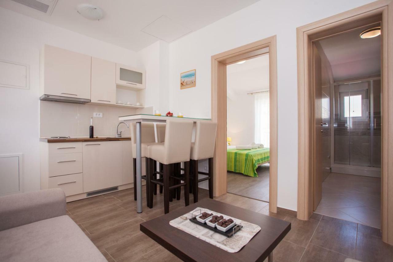 Apartments Mia 巴什卡沃达 外观 照片