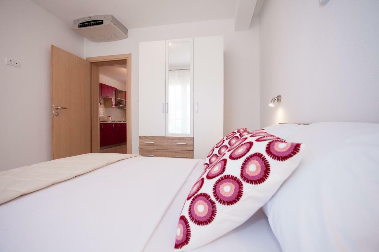 Apartments Mia 巴什卡沃达 外观 照片